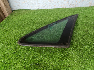 стекло кузовное боковое правое Opel Vectra A (1988 - 1995), 2.0 л., бензин, МКПП, 90270750