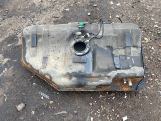 бак топливный Chevrolet Lacetti 1 поколение J200 (2004 - 2013), 1.6 л., F16D3, бензин, МКПП, седан