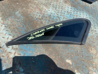стекло кузовное боковое левое Chevrolet Lacetti 1 поколение J200 (2004 - 2013), 1.6 л., F16D3, бензин, МКПП, седан