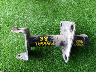 Крепление бампера переднего Volkswagen Passat B5 1997, 1.8 л., ADR, бензин, МКПП, седан, 3B0807133A