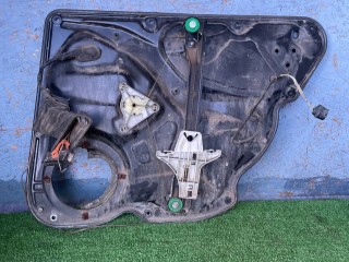 стеклоподъемник Volkswagen Passat B6 2008, 1.8 л., BZB, бензин, МКПП, черный, седан, передний привод