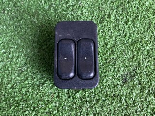 кнопка стеклоподъемника двери передней левой Opel Astra G (1998 - 2009), 90561088