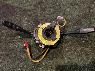 переключатель подрулевой (стрекоза) Mitsubishi Carisma 1 поколение 1997, 1.6 л., бензин, 5МКПП, хетчбэк 5 дв., MR318843