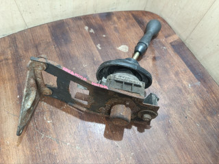 кулиса Chevrolet Niva 1 поколение 2008, 1.7 л., бензин, МКПП