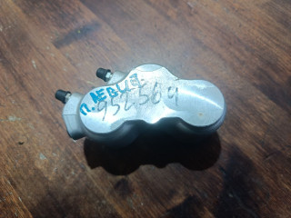 суппорт передний левый Chevrolet Niva 1 поколение 2008, 1.7 л., бензин, МКПП, 212143501045