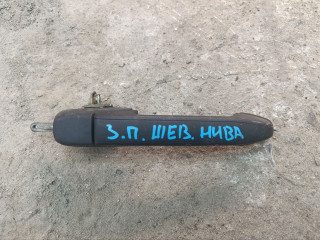 ручка наружная задняя правая Chevrolet Niva 1 поколение 2008, 1.7 л., бензин, МКПП