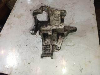 кронштейн компрессора кондиционера Ford Escort 5 поколение [2-й рестайлинг] 1997, 1.6 л., L1K, бензин, АКПП, хетчбэк 5 дв., 958F10337AB