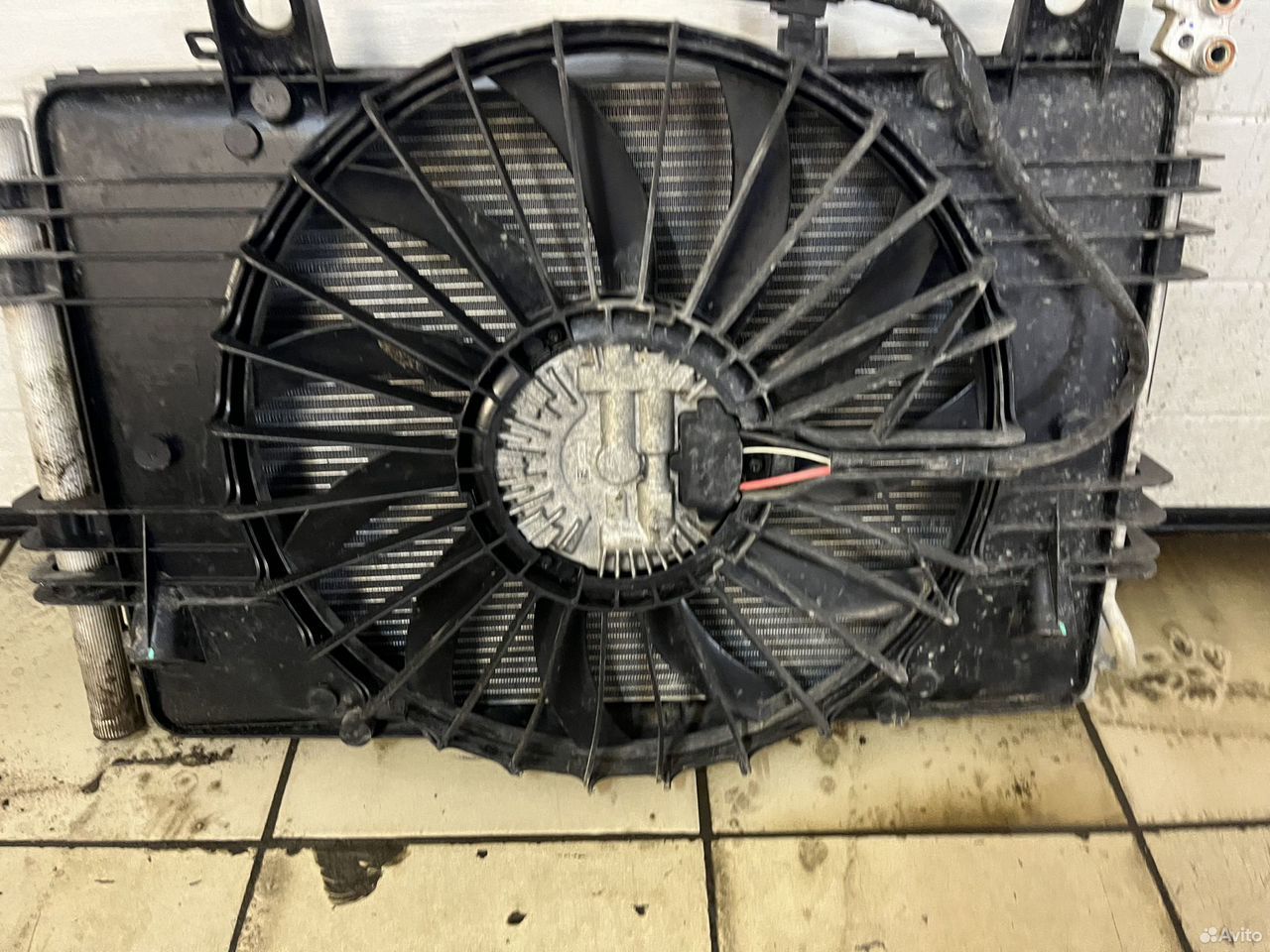 Радиатор кондиционера в сборе Tesla model X , 123413259 - фото №1