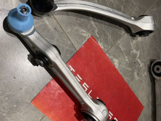 рычаг передний Tesla Model S 1 поколение [рестайлинг] (2016 - 2021), 1077084-00-E