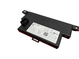 Блок иммобилайзера (security controller) Tesla Model X 1 поколение (2015 - 2021), 1100241-00-J