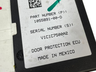 блок управления (другие) Tesla Model X 1 поколение (2015 - 2021), 1055891-00-D