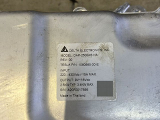 Конвертер dcdc REV01 в сборе Tesla model X Tesla Model X 1 поколение 2015 - 2019 (2015 - 2019), внедорожник 5 дв., 12329