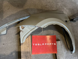 Крыло переднее левое Tesla Model Y Tesla Model Y 1 поколение 2020 - (2020 - 2025), 1493451-E0-A