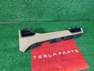 Декоративная накладка центральной консоли Tesla Model X 1 поколение 2019, 1042774-13-D