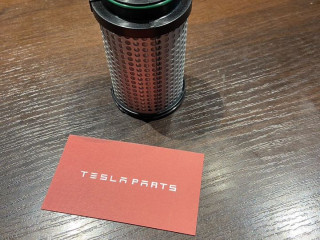 Фильтр масляный Plaid Tesla Model S 1 поколение 2021 - рестайлинг 2 2023, 4WD AT, хетчбэк 5 дв., 1615539-00-B