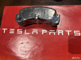 Колодки передние Tesla Plaid S X , 123413241