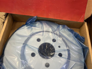 диск тормозной передний Tesla Model 3 1 поколение (2017 - 2025), 1044611-00-D