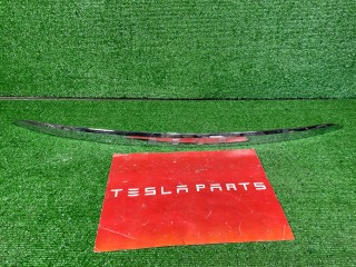 накладка двери (крышки) багажника Tesla Model X 1 поколение 2018, 1046920-00-B, 1035370-00-E, 1035369-00-D