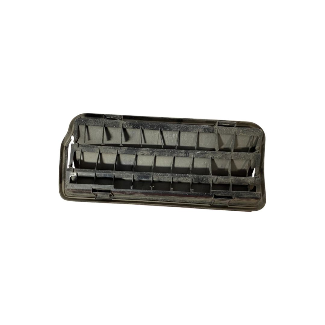 клапан в крыло Tesla Model 3 1 поколение 2021, 1098751-00-C - фото №1