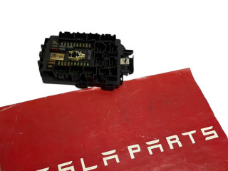 блок предохранителей Tesla Model X 1 поколение (2015 - 2021), 1094409-01-E