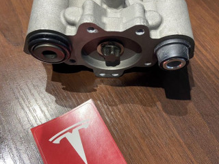 Новый Суппорт стояночный Tesla model S X Tesla Model S 1 поколение (2012 - 2016), хетчбэк 5 дв., 1021250-00-F