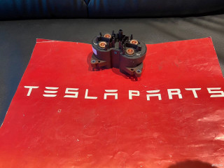 Высоковольтный контактор батареи Tesla model X/S p , 1621365-00-A