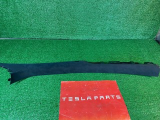 обшивка стойки Tesla Model X 1 поколение 2020, 1035945-00-A