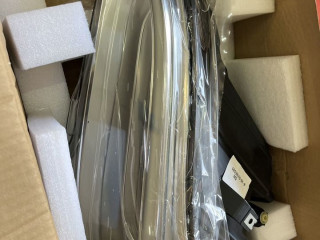 Фара лев правая Tesla Model S 1 поколение 2016 - 2021 рестайлинг 2018, 1053571-00-F