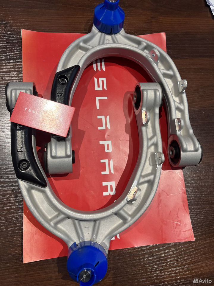 Рычаг верхний передний (подкова) лев Tesla Model 3 Tesla Model 3 1 поколение 2017 - 2021 (2017 - 2021), седан, 1044321-00-J - фото №1