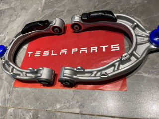 Пара верхних рычагов Tesla Model 3 1 поколение 2017 - 2021 2019, 1044326-00-G