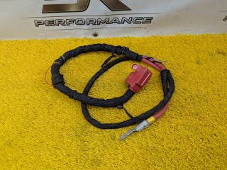 плюсовой провод аккумулятора Mercedes-Benz E-Класс W214 2025, 2.0 л., бензин, АКПП, 197 - obsidian black, седан, полный привод, правый руль