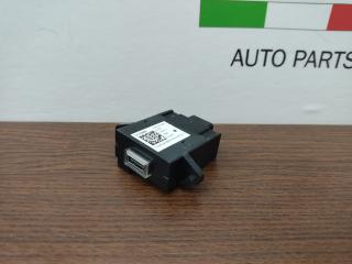 разъем AUX / USB Alfa Romeo Giulia 2 поколение 952 2018, 2.0 л., бензин, АКПП, седан, задний привод, 156129168