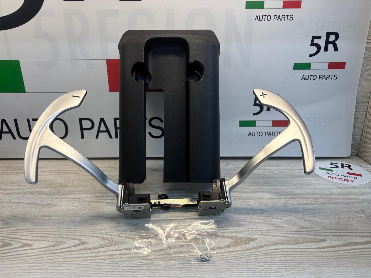 лепестки подрулевые переключения передач Alfa Romeo Giulia 2 поколение 952 2017, 2.9 л., бензин, АКПП, rosso competizione, седан, задний привод - фото №1