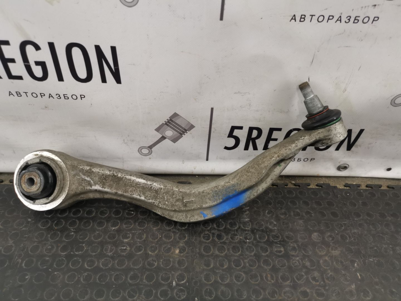 рычаг передний правый Alfa Romeo Stelvio 1 поколение 949 2018, 2.0 л., бензин, АКПП, vesuvio gray metallic, внедорожник 5 дв., полный привод, правый руль - фото №1