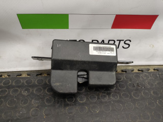 замок спинки сиденья Alfa Romeo Giulia 2 поколение [рестайлинг] 952 2021, 2.0 л., бензин, АКПП, black vulcano, седан, задний привод, правый руль, 05056288600