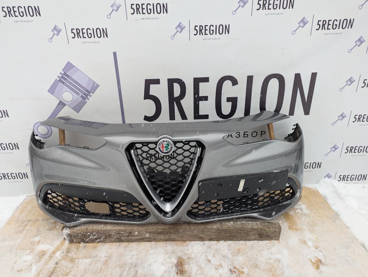 бампер передний Alfa Romeo Stelvio 1 поколение 949 2019, 2.0 л., бензин, АКПП, vesuvio gray metallic, внедорожник 5 дв., полный привод, правый руль - фото №1
