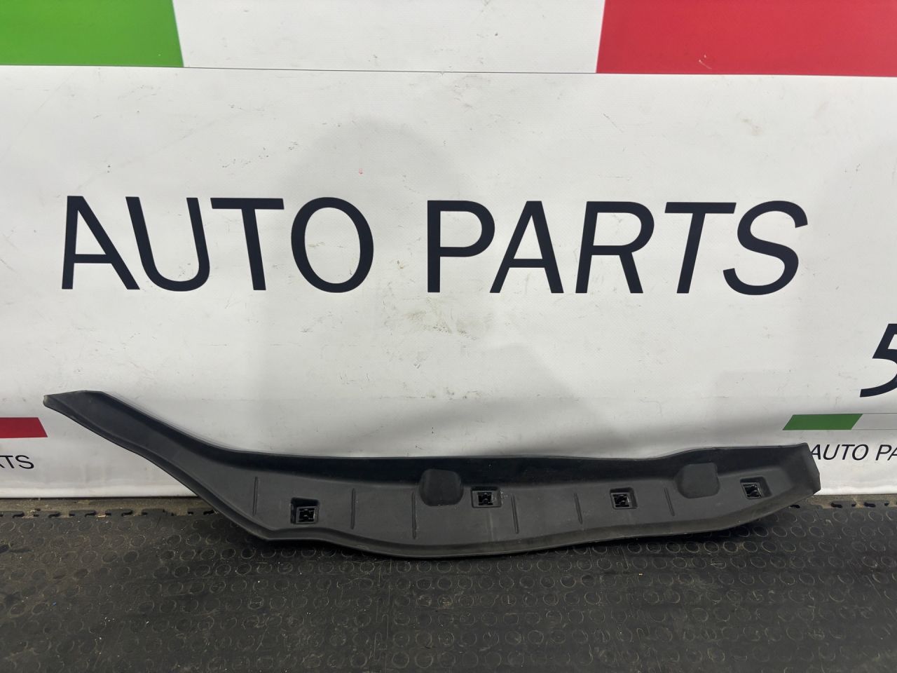 пыльник переднего крыла BMW X3 G01 2020, 2.0 л., B47 D20 B, дизель, АКПП, a90, внедорожник 5 дв., полный привод, правый руль, 51487395549, 7395549 - фото №1