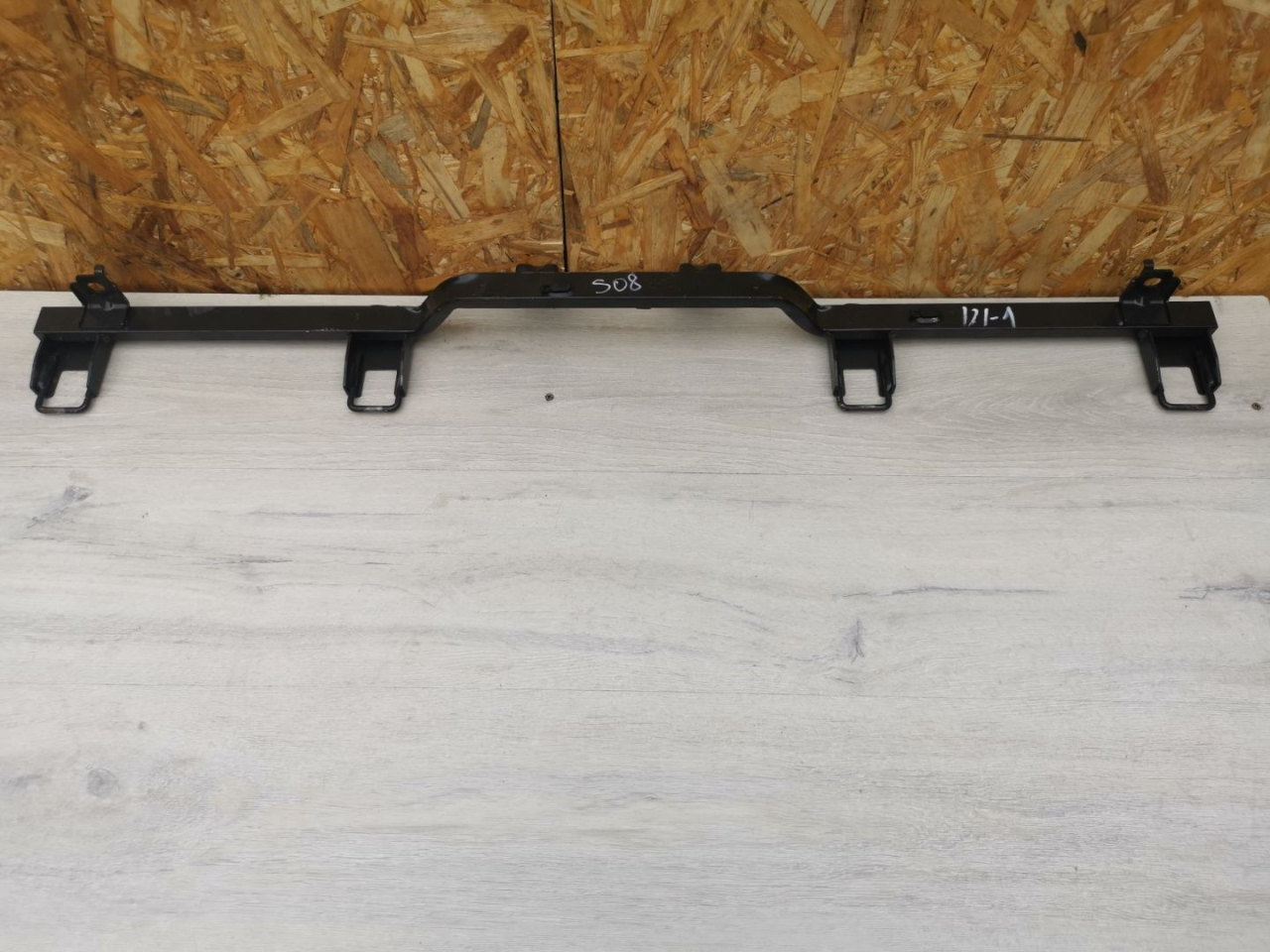 кронштейн (крепление) Alfa Romeo Stelvio 1 поколение 949 2019, 2.2 л., дизель, АКПП, внедорожник 5 дв., полный привод, правый руль - фото №1