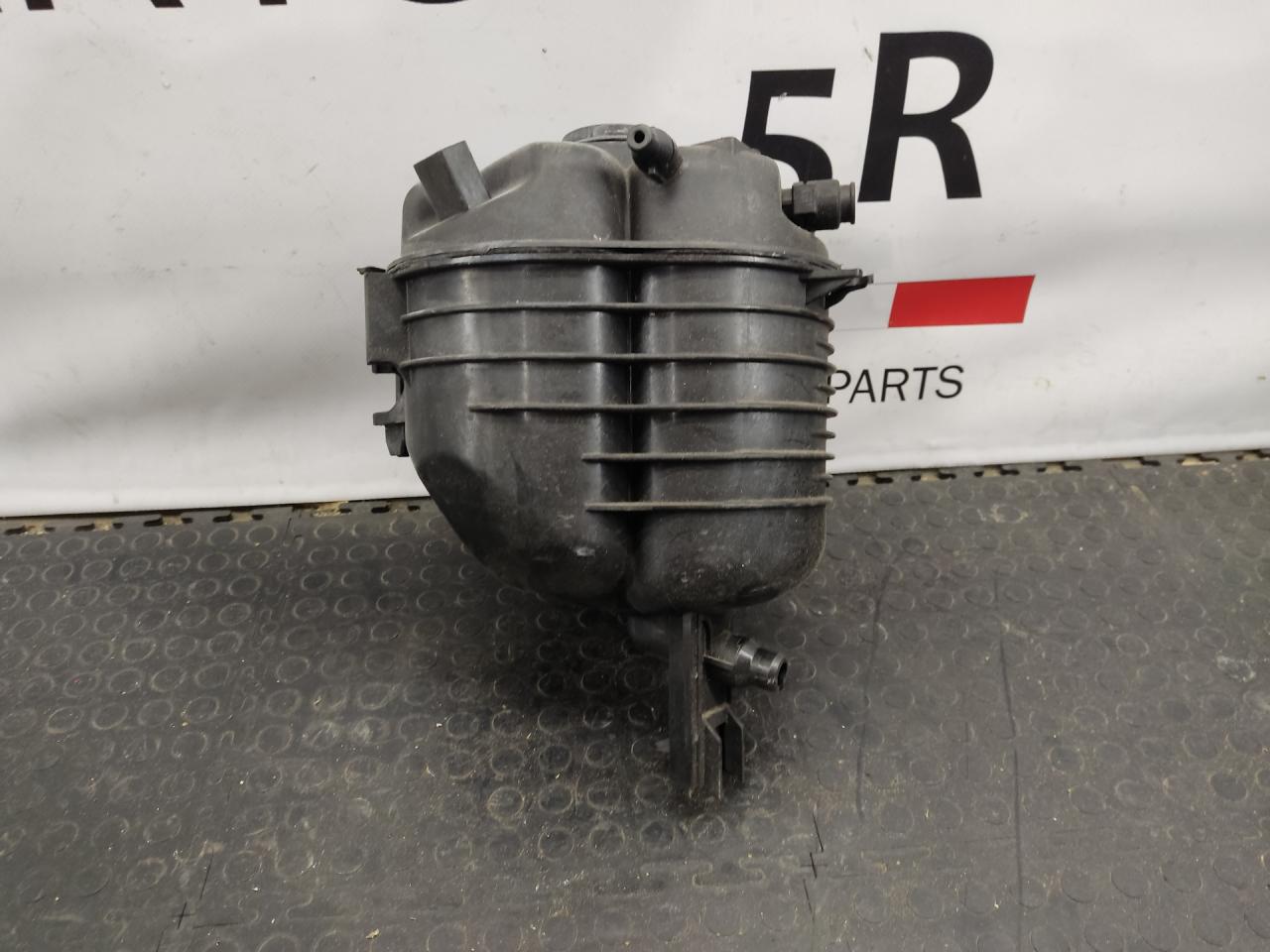 бачок расширительный BMW 3 серия G20 2019, 2.0 л., B48 B20 B, бензин, АКПП, portimao blau (c31), седан, задний привод, правый руль, 17138610652, 8610652 - фото №1