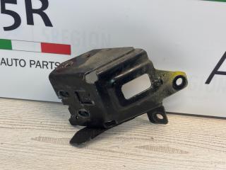 кронштейн радиатора Alfa Romeo Giulia 2 поколение 952 2017, 2.9 л., бензин, АКПП, rosso competizione, седан, задний привод