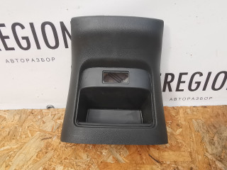 Декоративная накладка центральной консоли Alfa Romeo Stelvio 1 поколение 949 2019, 2.0 л., бензин, АКПП, rosso red, внедорожник 5 дв., полный привод, правый руль, 156126136