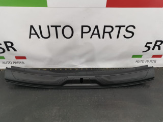 обшивка багажника Maserati Levante 1 поколение [рестайлинг] M161 2023, 2.0 л., АКПП, внедорожник 5 дв., полный привод, правый руль, 670065624