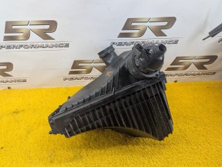 корпус воздушного фильтра Porsche Cayenne GTS 958 2013, 4.8 л., M 48.02, бензин, робот, a1/041 (чёрный), внедорожник 5 дв., полный привод, 7P5129607J