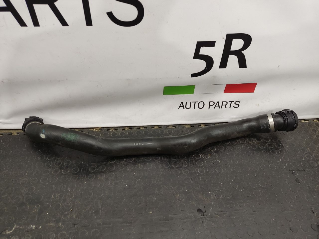 патрубок радиатора BMW 3 серия G20 2019, 2.0 л., B48 B20 B, бензин, АКПП, portimao blau (c31), седан, задний привод, правый руль, 8654834, 64218654834 - фото №1