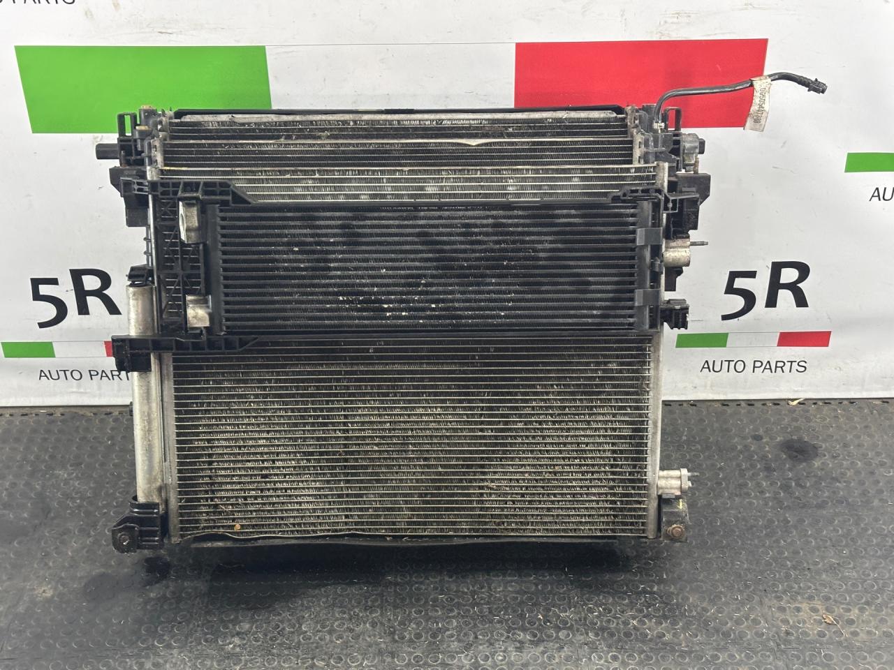 кассета радиаторов Alfa Romeo Giulia 2 поколение 952 2019, 2.0 л., бензин, АКПП, 035 vesuvio gray metallic, универсал, задний привод, правый руль, 50554146 - фото №1