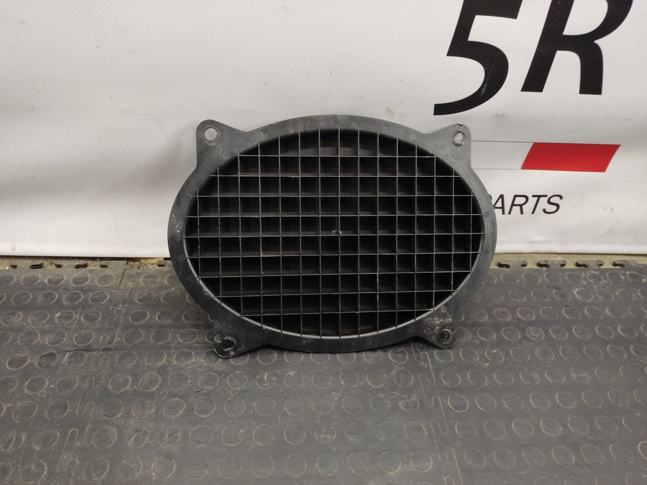 пластик Alfa Romeo Giulia 2 поколение 952 2018, 2.0 л., бензин, АКПП, седан, задний привод, правый руль - фото №1