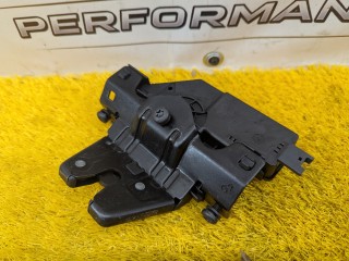 замок багажника BMW M3 E92/E93 E92 2012, 4.0 л., S65 B40 A, бензин, робот, spacegrau metallic a52, купе, задний привод, правый руль, 7840617