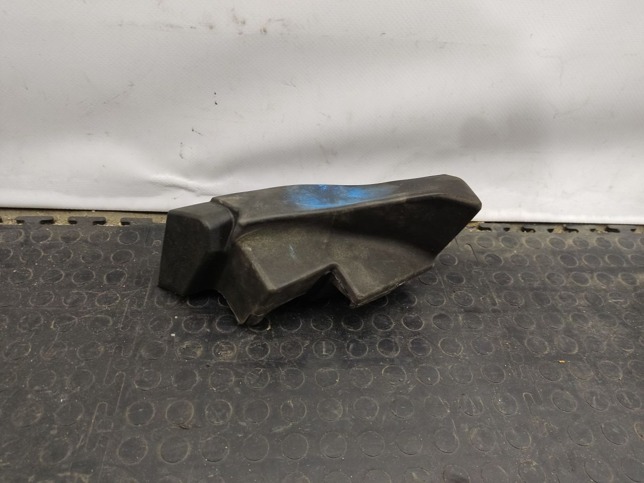 пыльник переднего крыла Alfa Romeo Giulia 2 поколение 952 2018, 2.0 л., бензин, АКПП, седан, задний привод, правый руль, 50545312 - фото №1