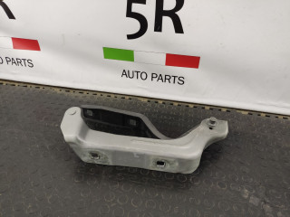 петля капота Maserati Levante 1 поколение [рестайлинг] M161 2023, 2.0 л., АКПП, внедорожник 5 дв., полный привод, правый руль