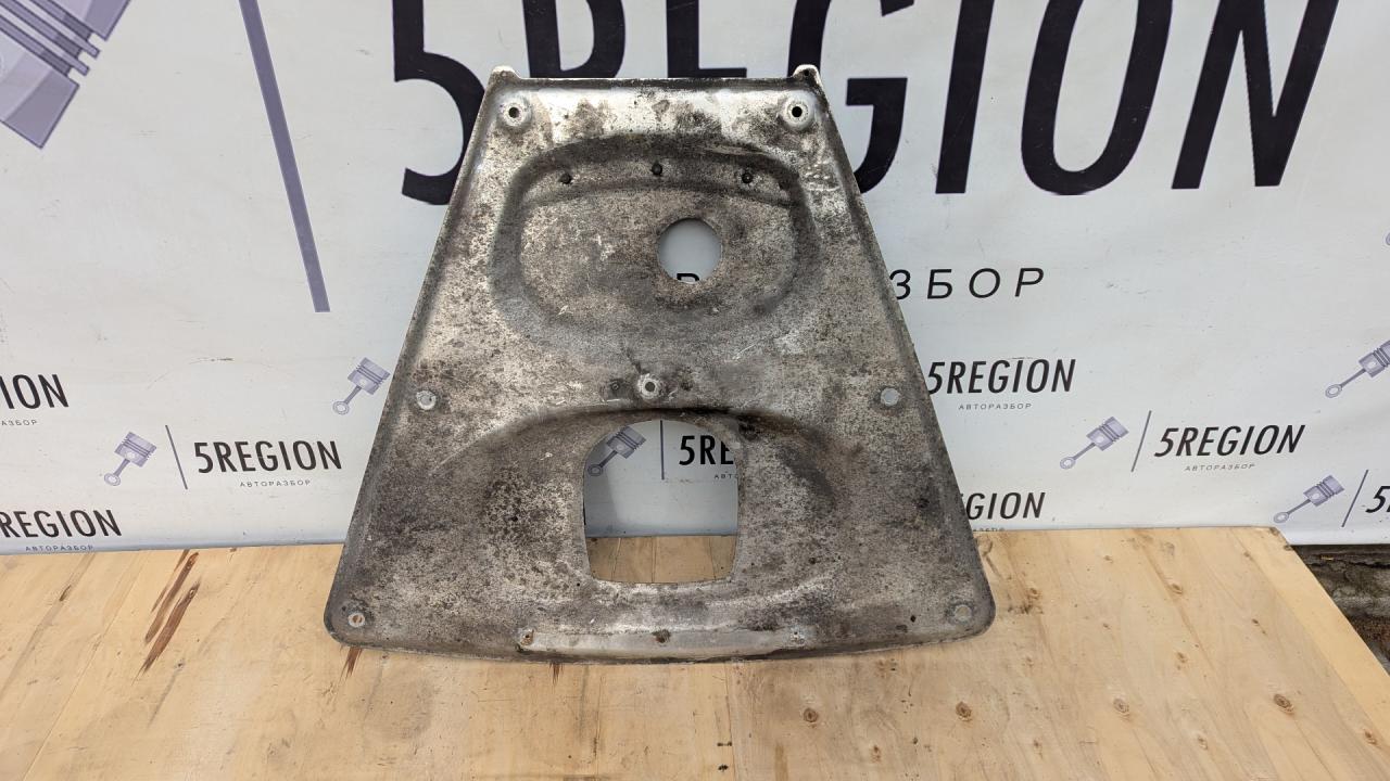 защита двигателя BMW M3 E92/E93 E92 2012, 4.0 л., S65 B40 A, бензин, робот, spacegrau metallic a52, купе, задний привод, правый руль, 2283032, 31102283032 - фото №1